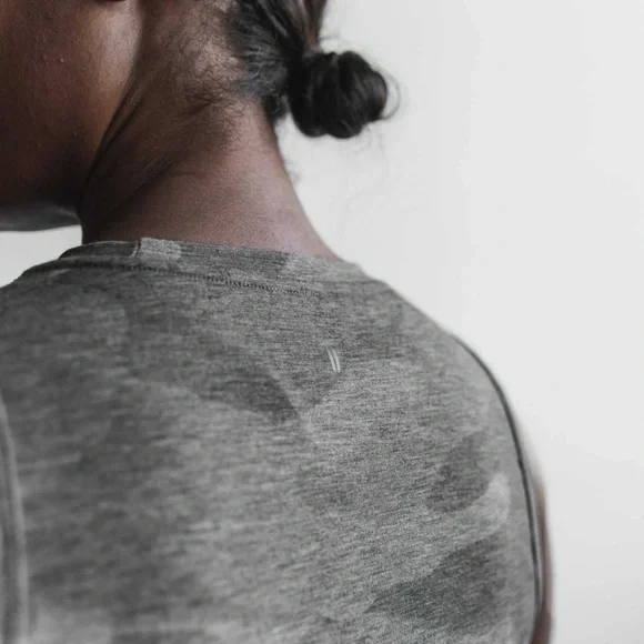 NWT Women's NOBULL Muscle Tank - Small - Heather Gray Camo - Picture 3 of 8